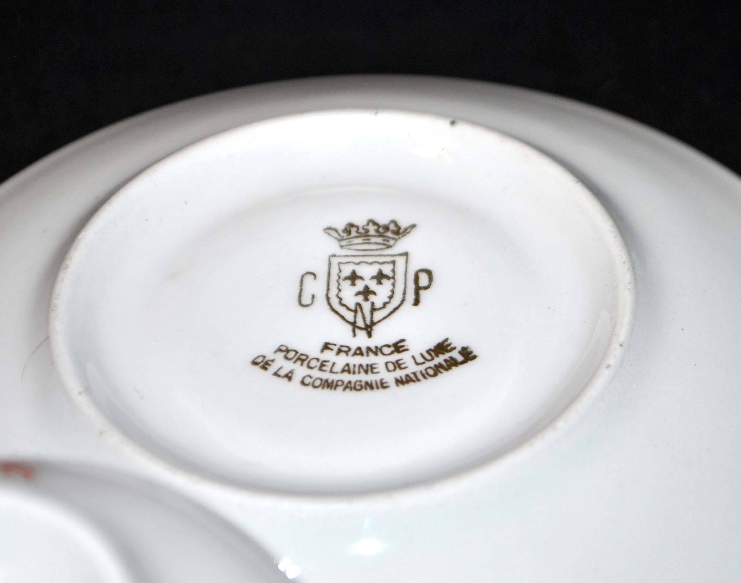 CPN, Vintage porcelain flower cup - Luxury Porcelain La Compagnie Nationale de Porcelaine