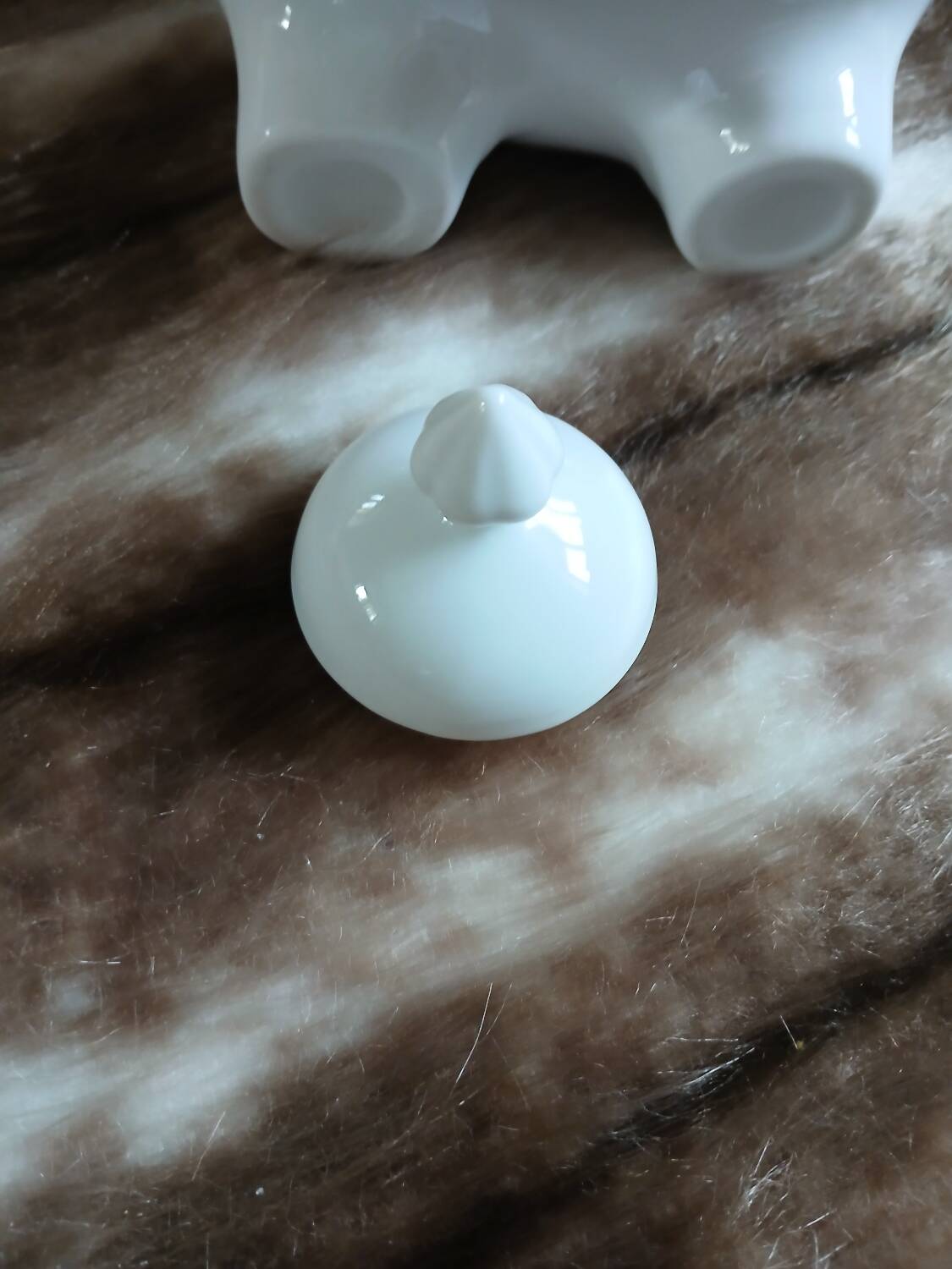 Elephant porcelain teapot