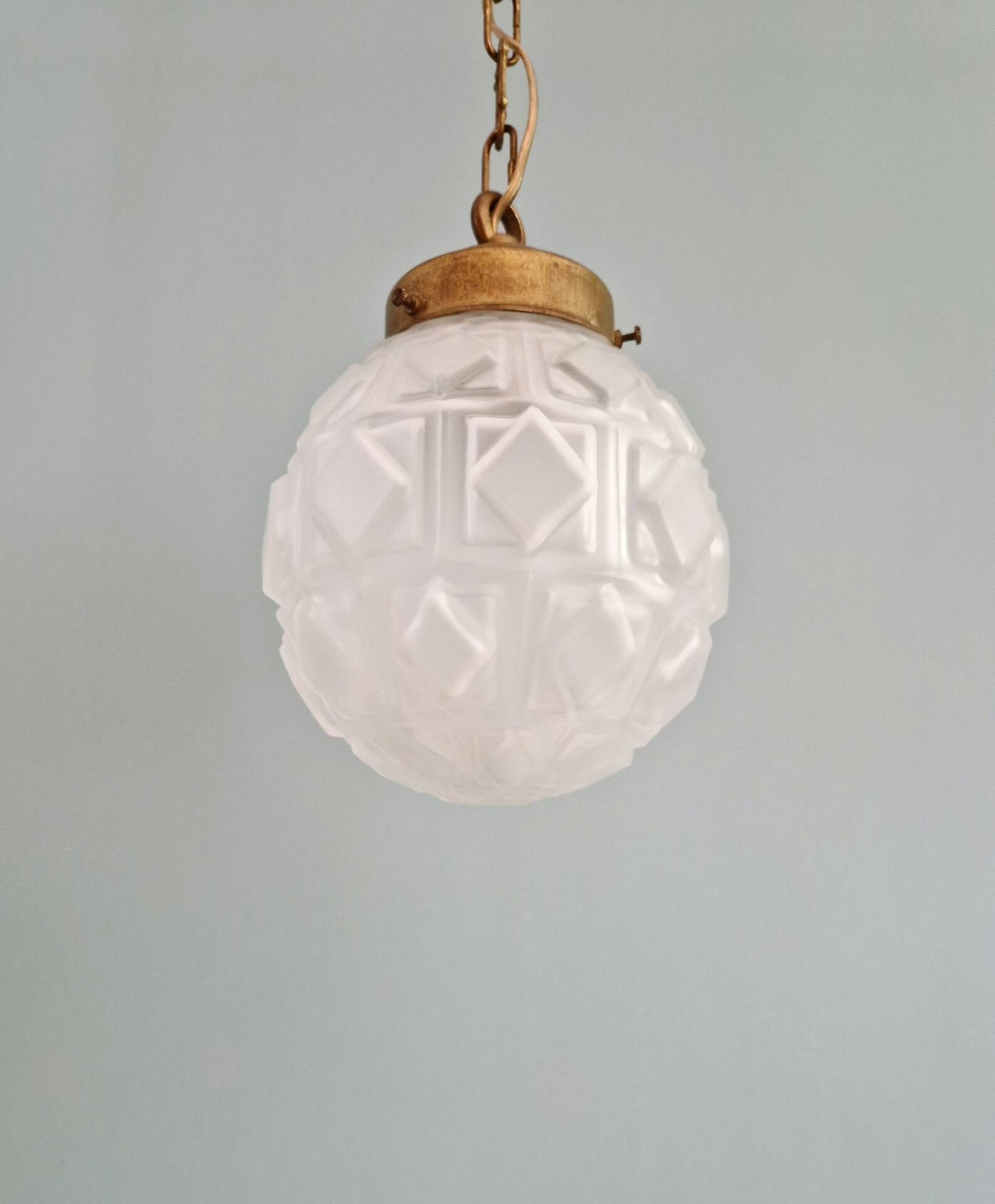 Art Deco suspension in frosted pressed glass, 1930s