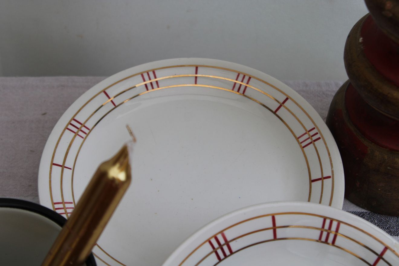 Set of 6 dessert plates