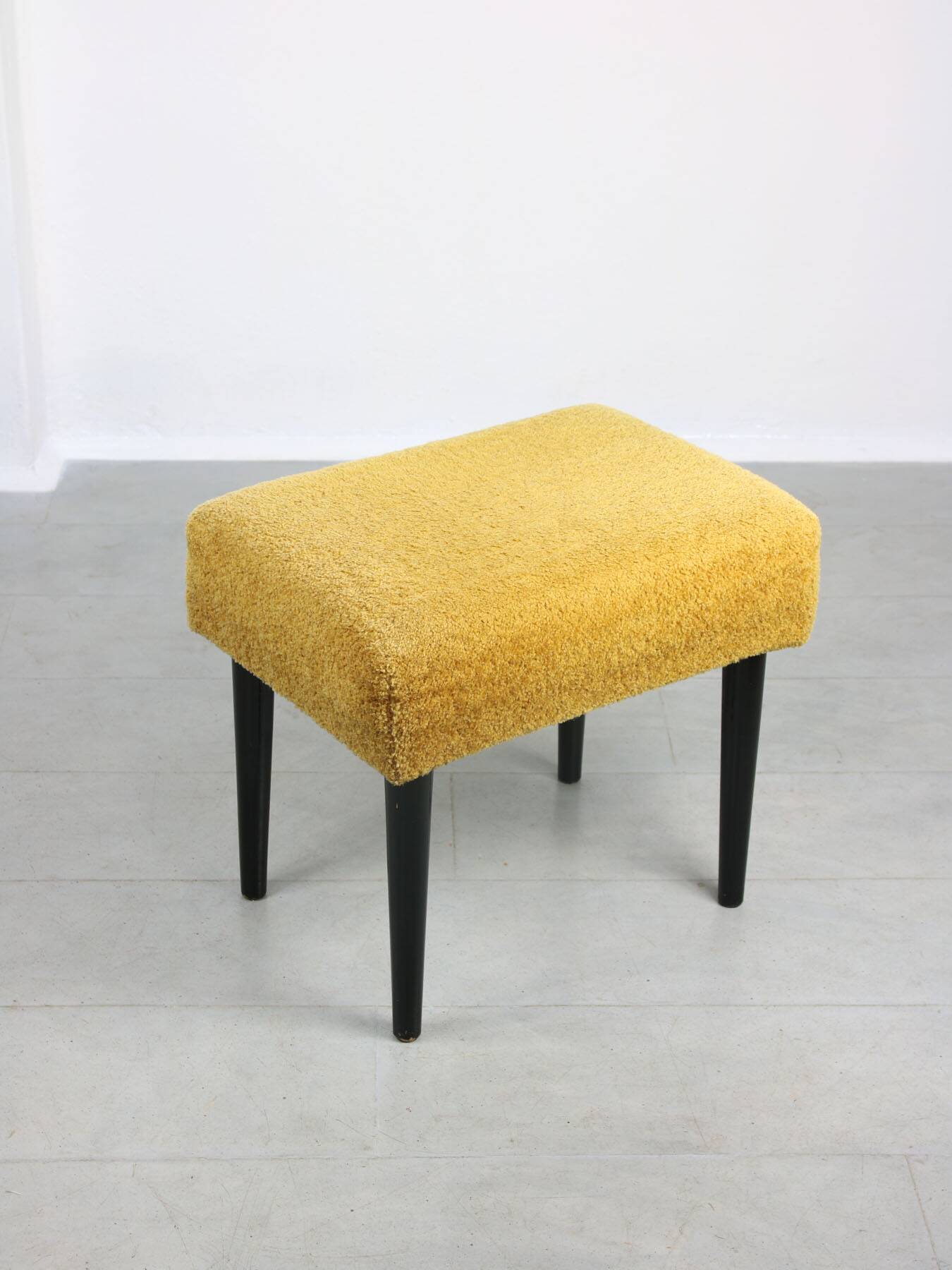 Mid-Century Pouf in Yellow