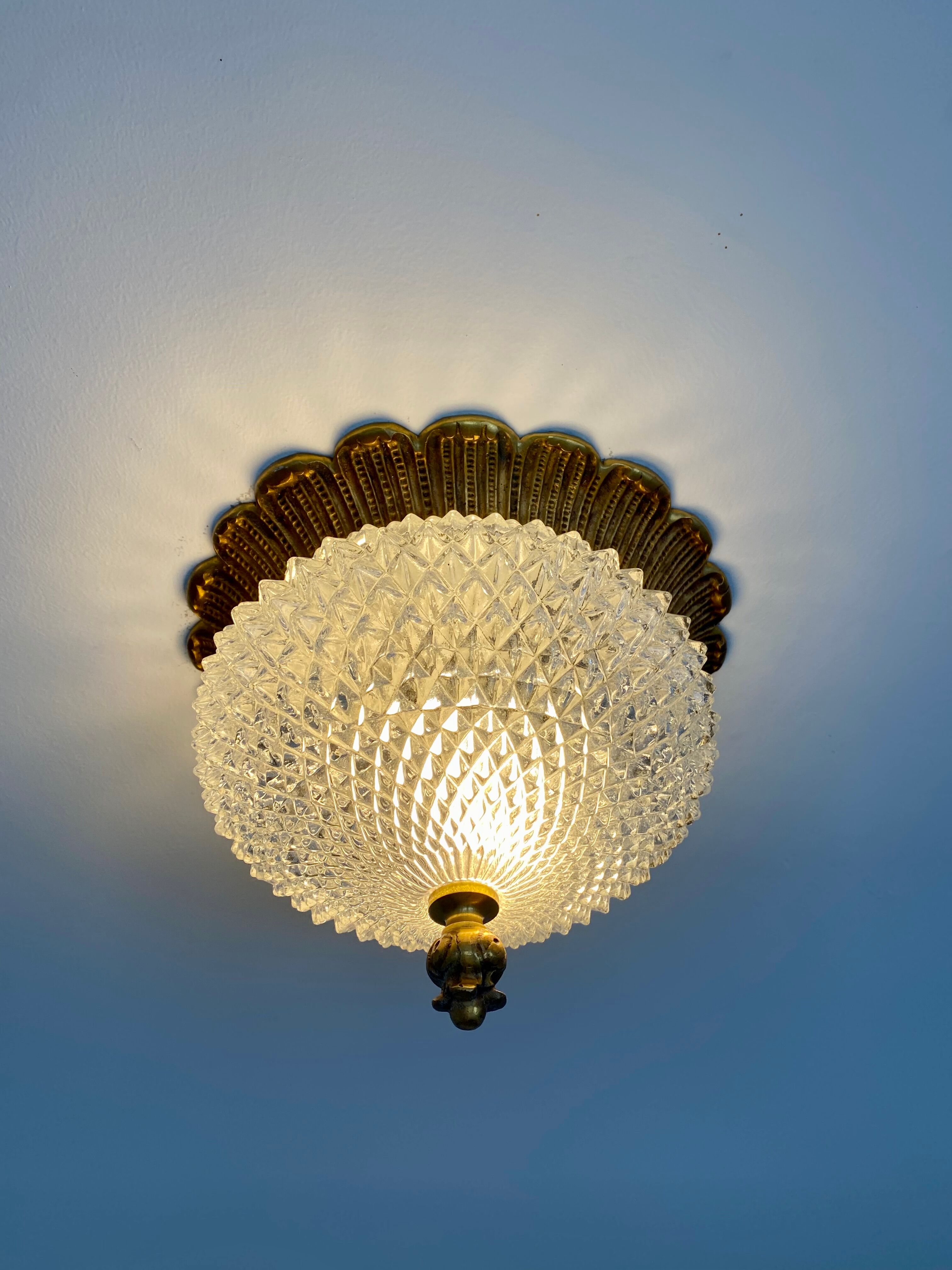 Vintage diamond tip ceiling lamp