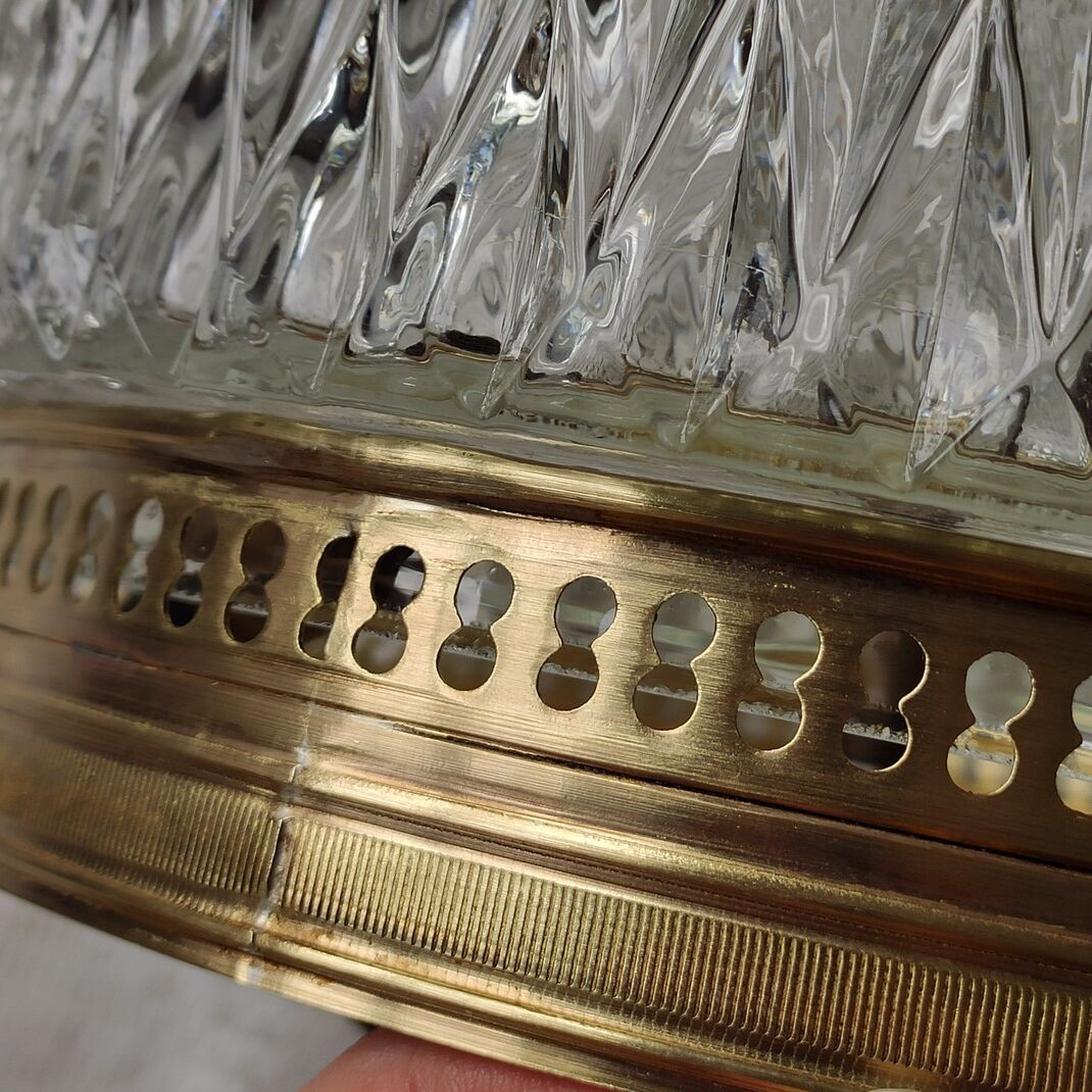 Ceiling lamp in glass and brass