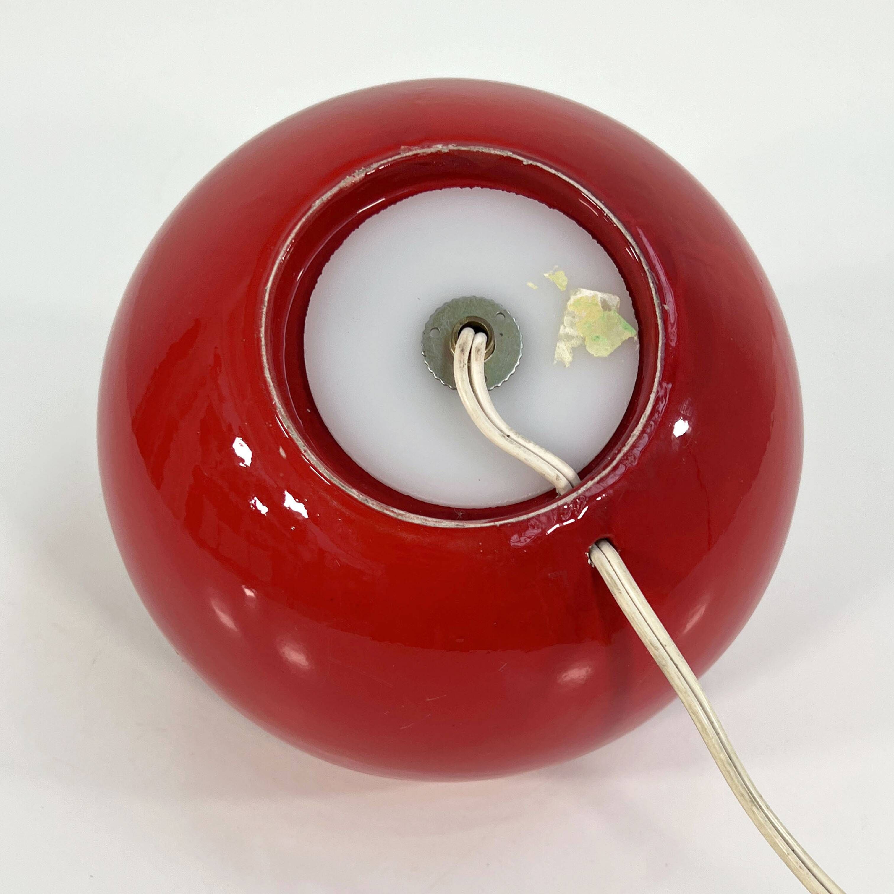 Lampe de table italienne rouge en céramique, 1970