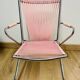 Chaise scoubidou rose