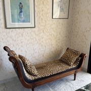 Empire-style wooden daybed / chaise longue