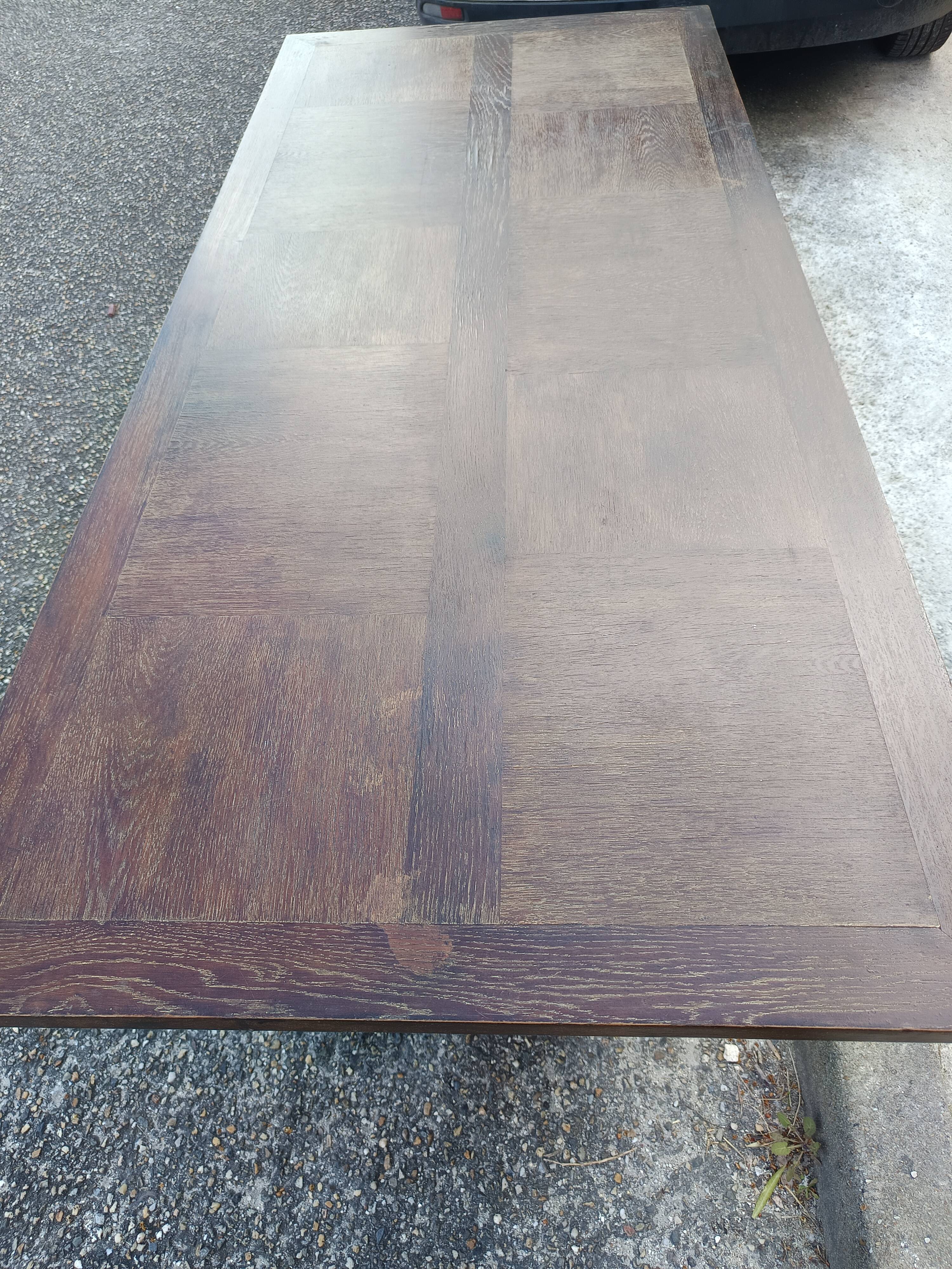 Art Deco dining table in solid oak – in the style of Dudouyt