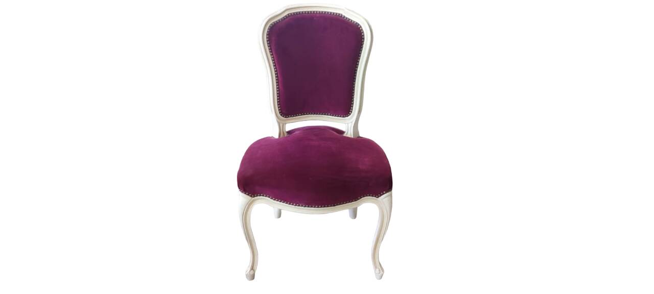 Castle chair and footrest in wood and burgundy velvet