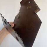 Porte-revues ou porte-courriers mural vintage 1960’s en métal marron