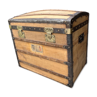 Beautiful old trunk Moynat 1909