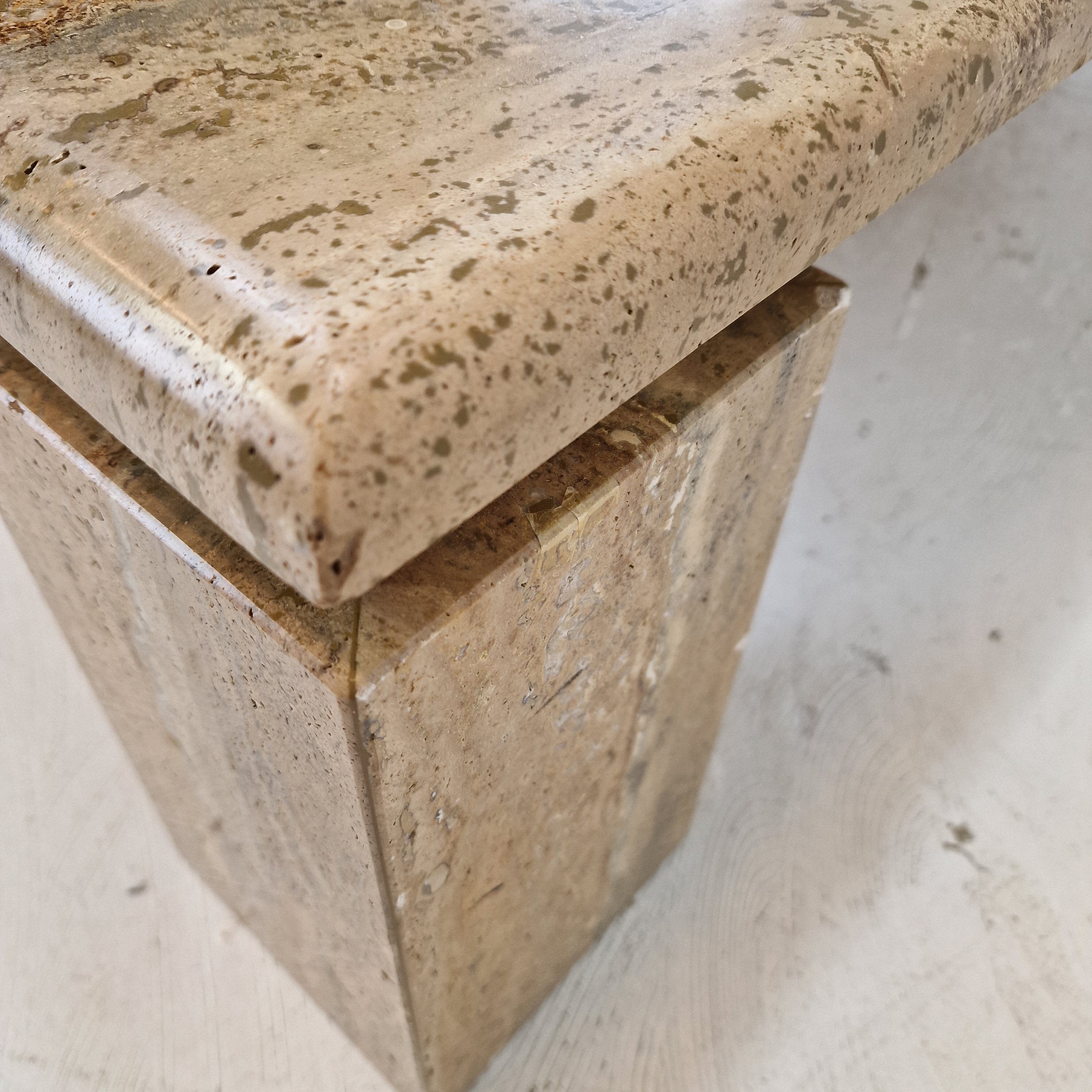Table basse italienne en travertin, années 1980