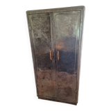 1950s kitchen cupboard