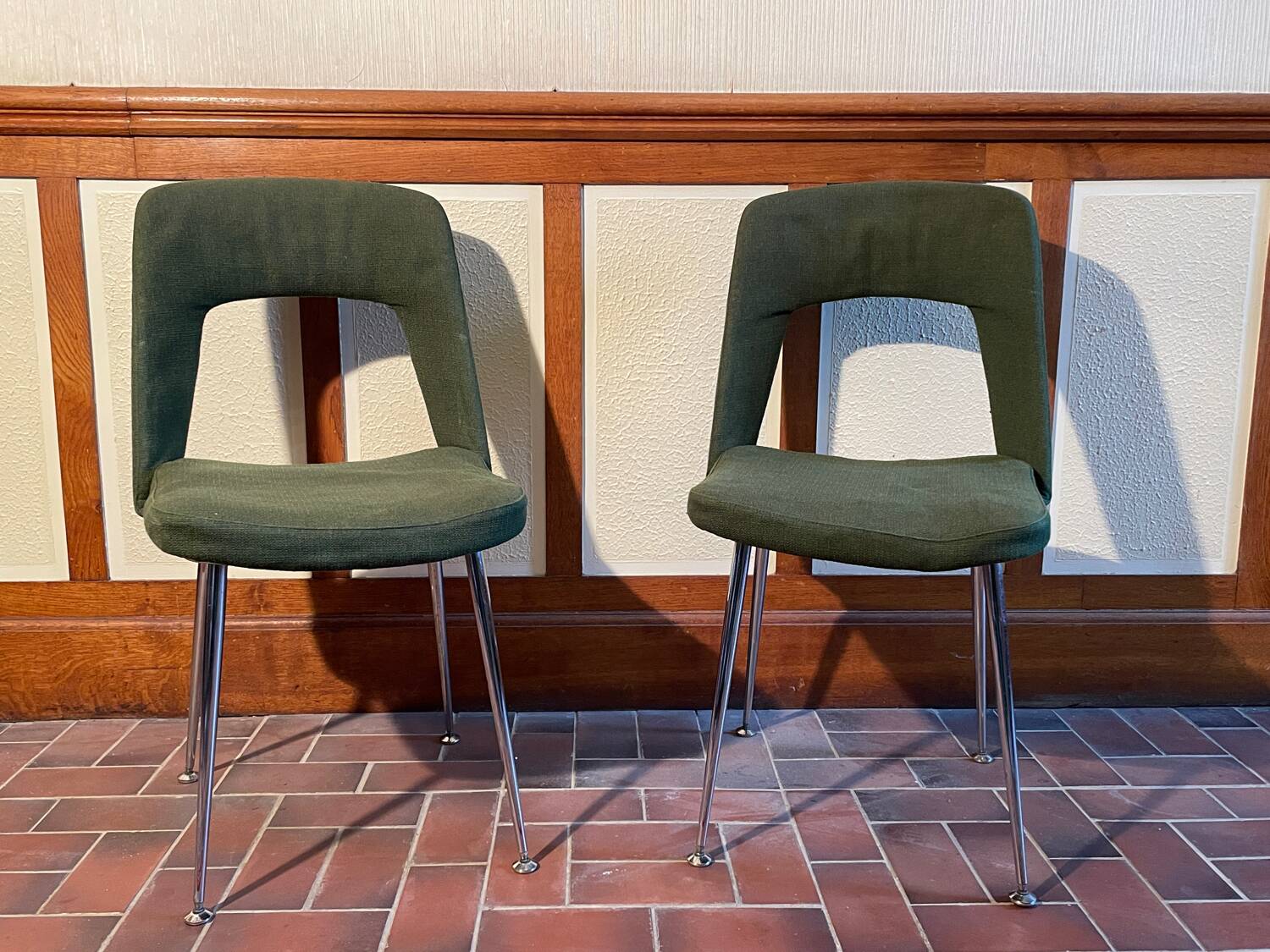 2 chaises de conférence vintage