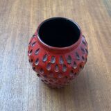 Strawberry ceramic vase from the mid-century by Fratelli Fanciullacci for Bitossi, 1960s.