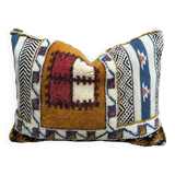 Vintage cushion cover in Berber kilim: Moroccan wool cushion.