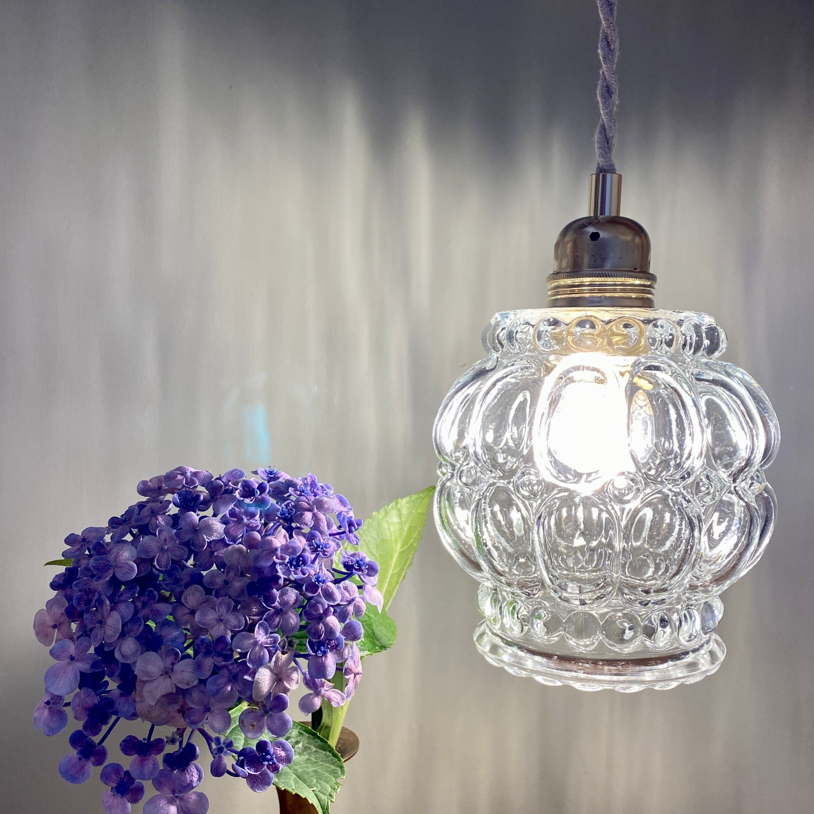 Vintage globe pendant lamp in transparent molded glass