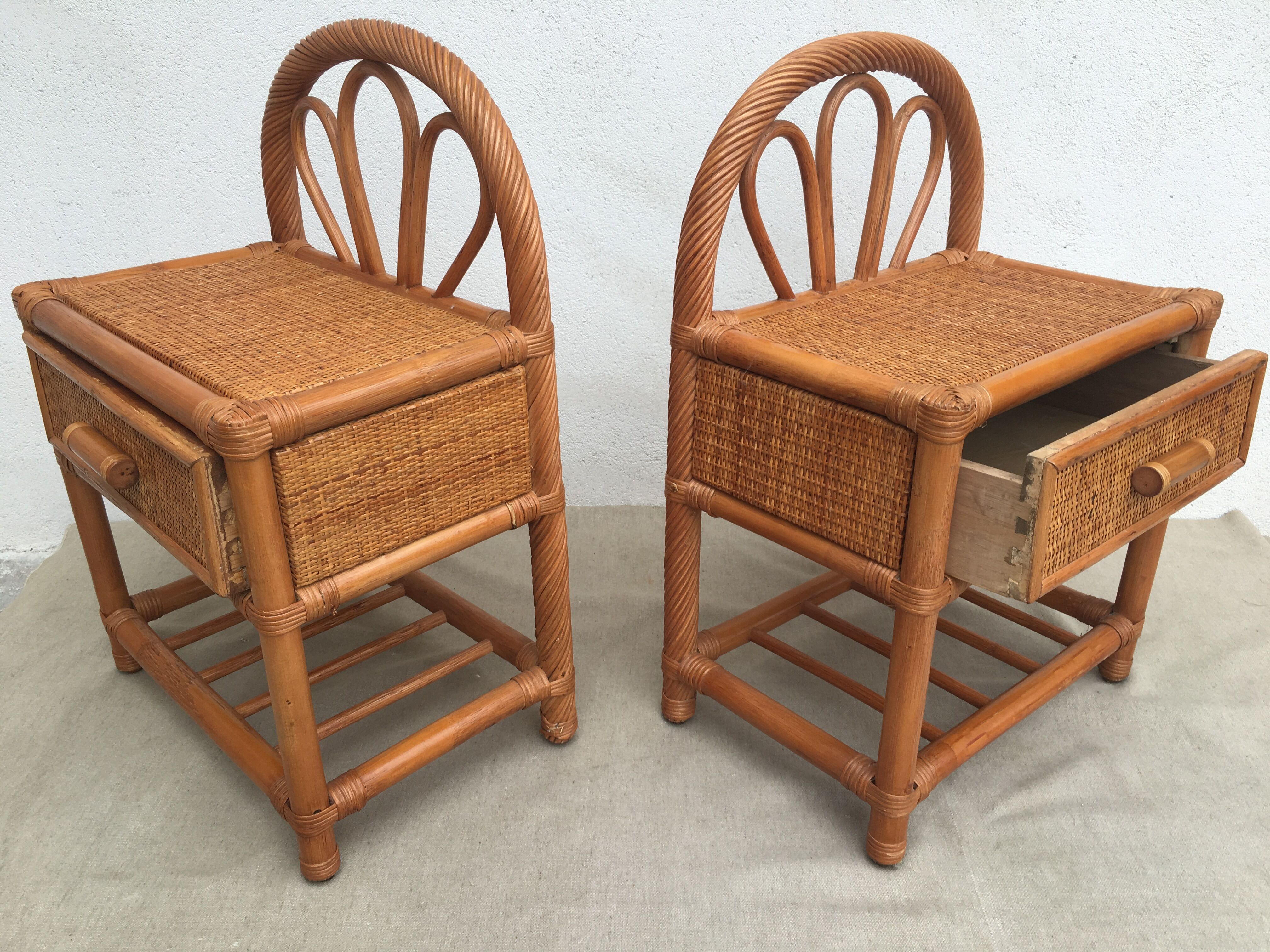 Two tables of bedside vitage bamboo /rotin