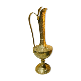 Hammered brass ewer - soliflore - vintage