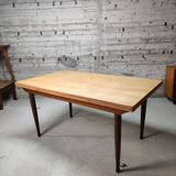 Vintage table 6/10 people