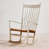J16 rocking chair by Hans J. Wegner for FDB Møbler