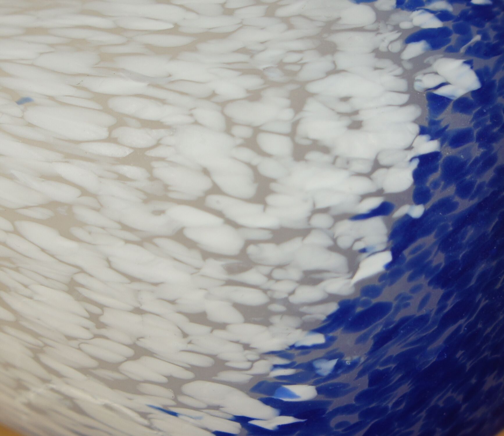 Vase "corolle" en pâte de verre Clichy