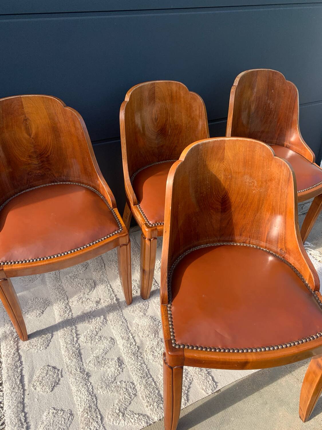 4 vintage Art Deco chairs in wood and cognac leather