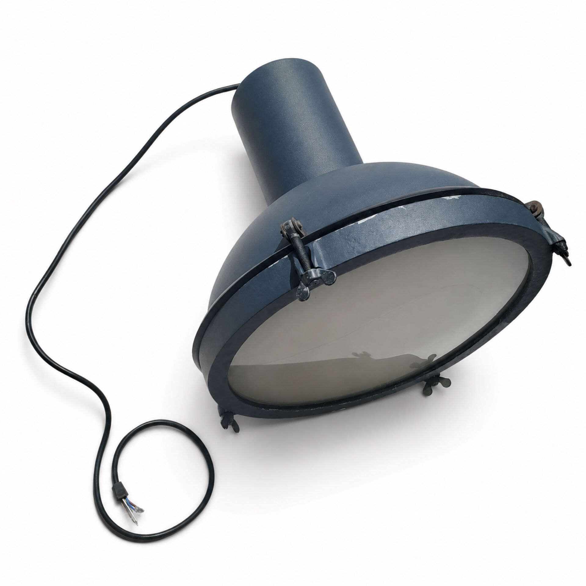 Suspension NEMO – Projector 365 IP65 – Design Le Corbusier
