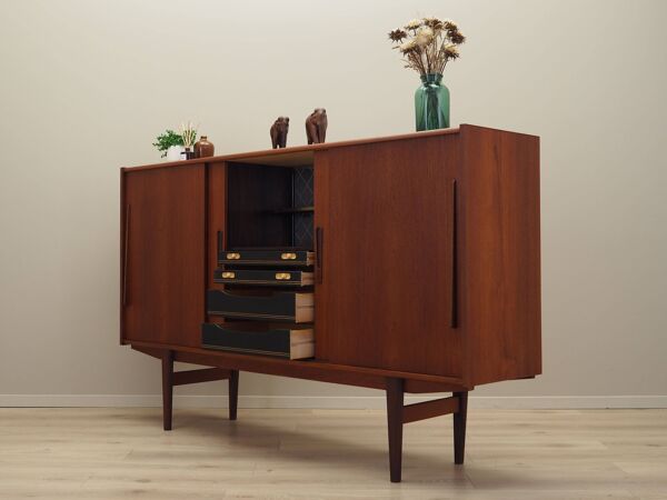 Enfilade en teck, design danois, années 1960, production : Danemark