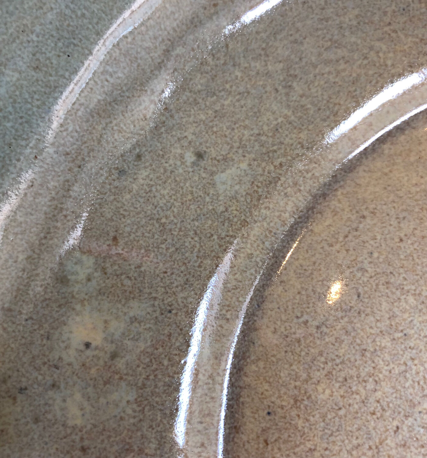 Paris ceramic dish with slip decoration, by Suzy Coste