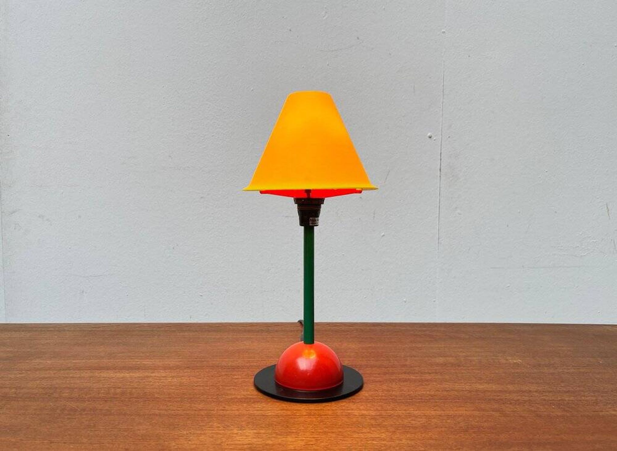 Lampe de table postmoderne d'Ikea, Italie, années 1980