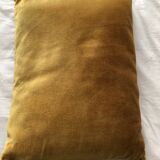 Velvet cushion