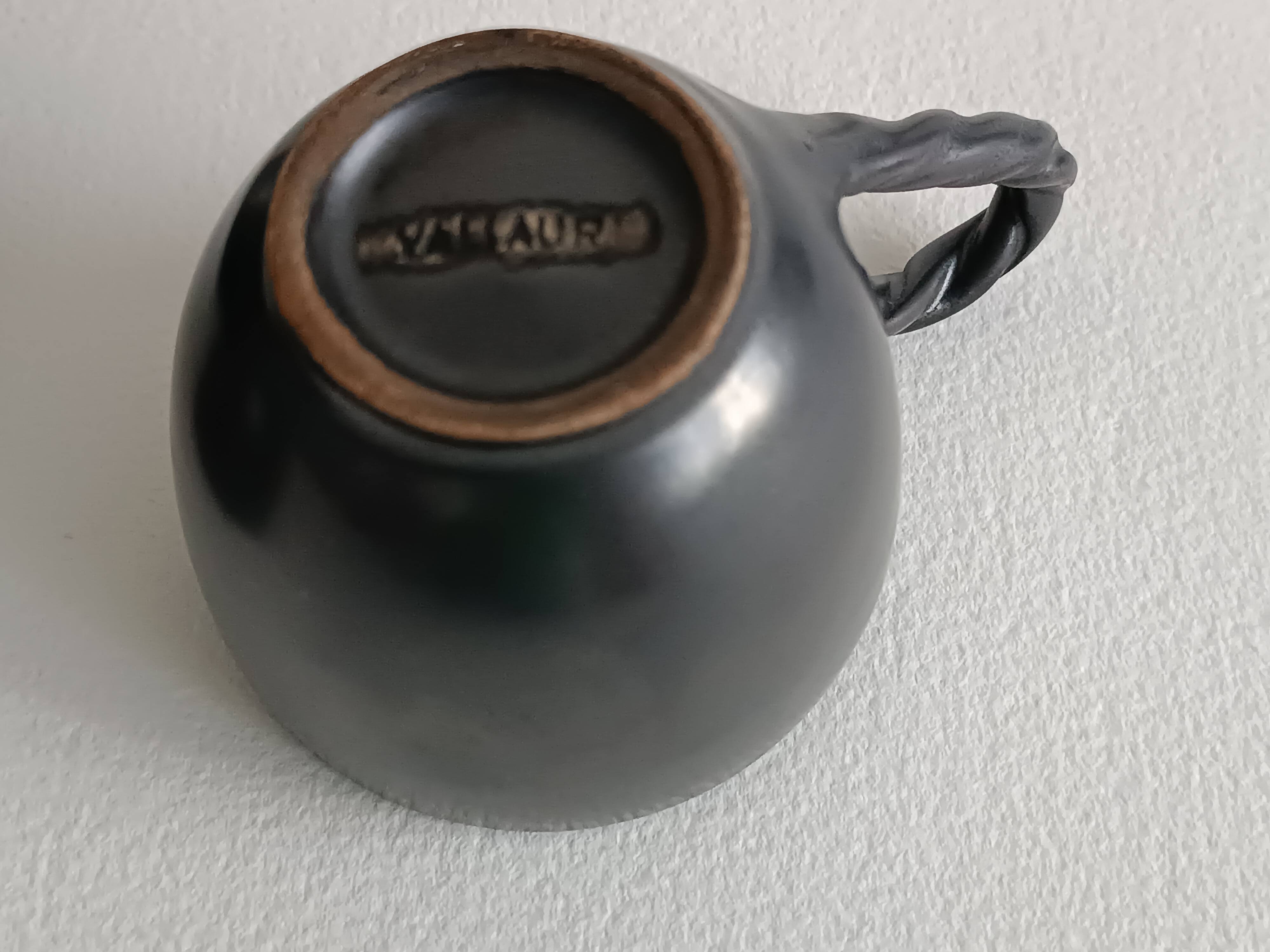 Ensemble de six tasses et leur soucoupe en céramique Monica Ceram Vallauris