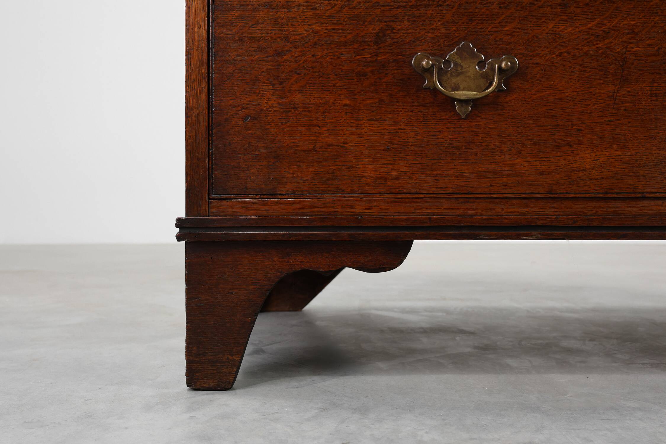 19th Century Georgian Chest of Drawers, United Kingdom