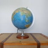 Illuminated globe, Scanglobe Denmark, wooden base and reliefs