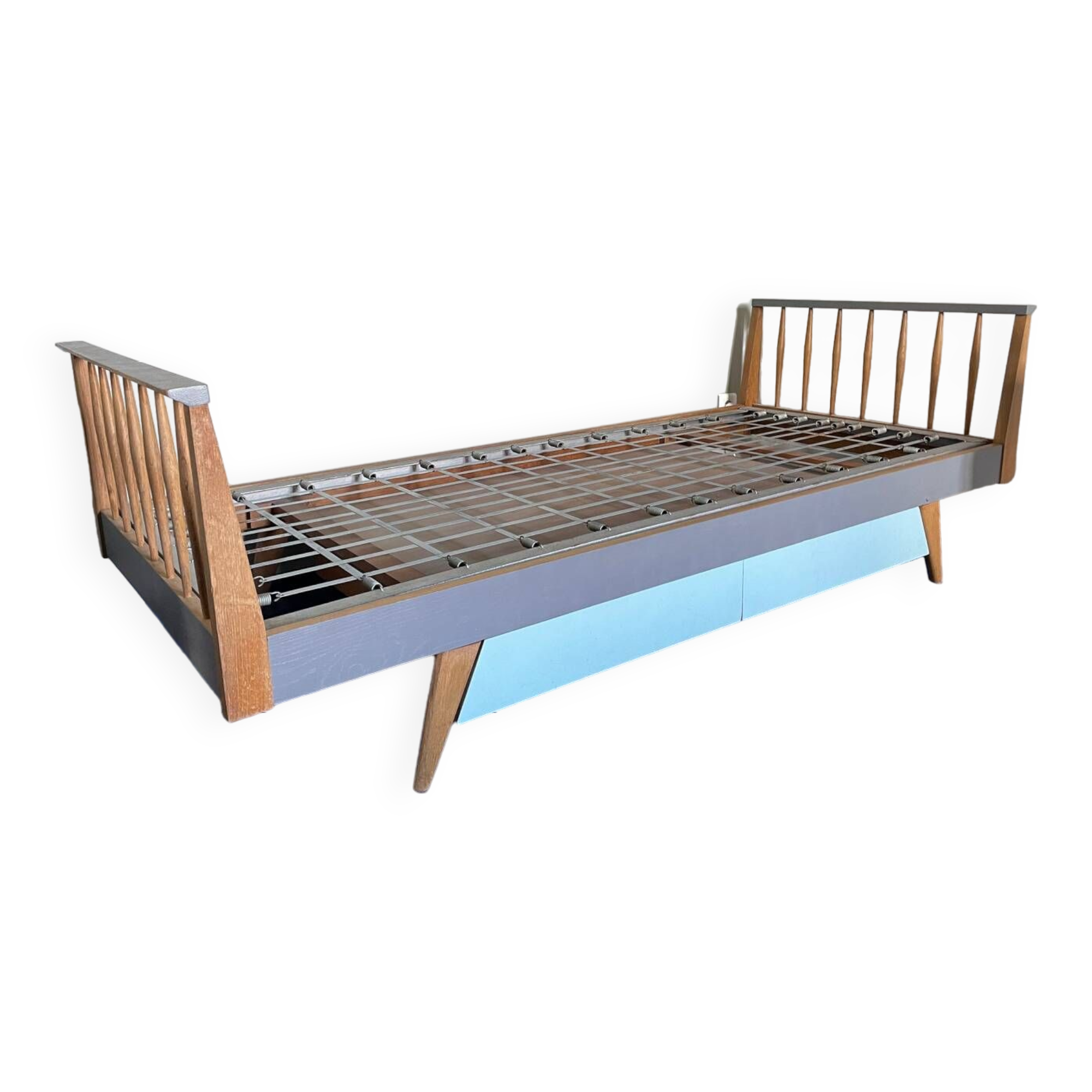 Scandinavian vintage single bed