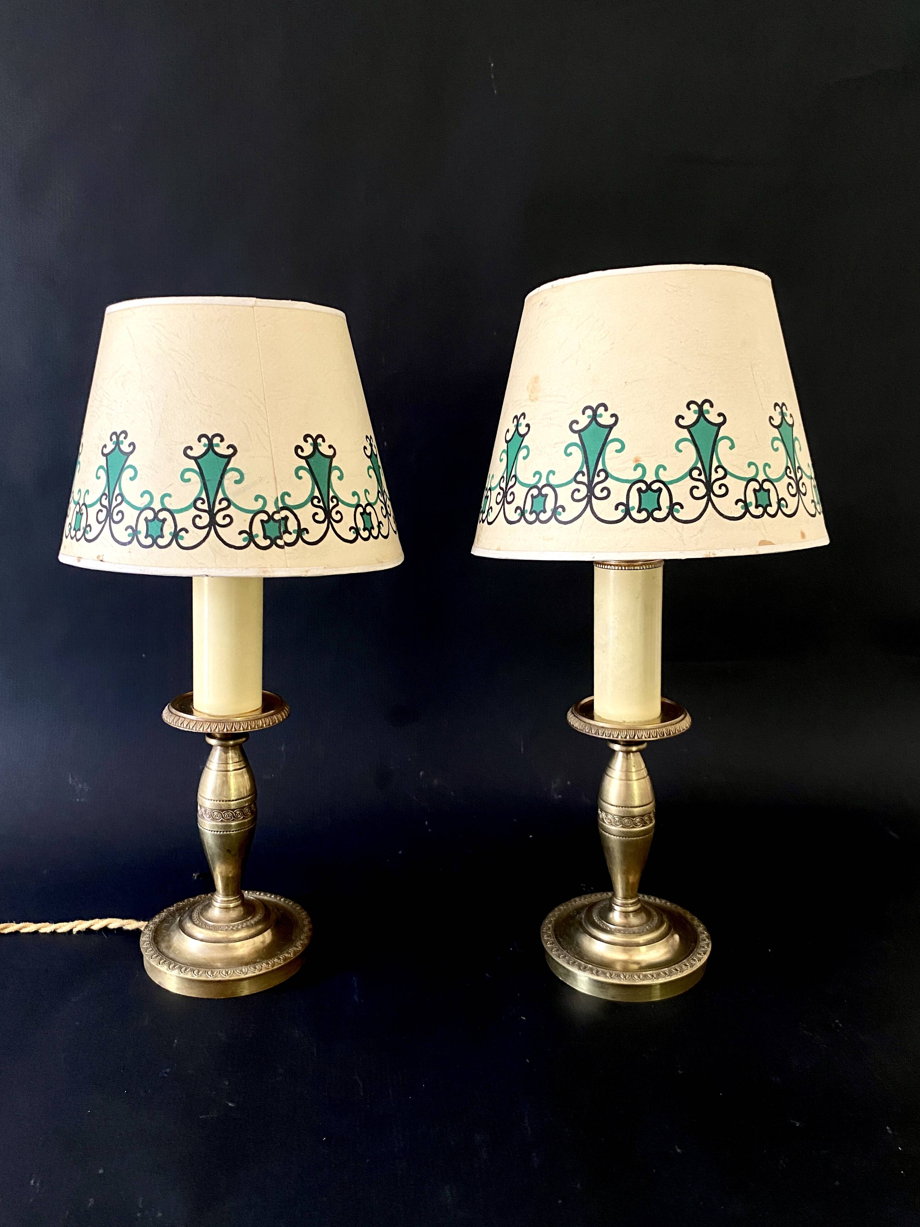 Brass lamp, 2 M new fabric cable, painted lampshade