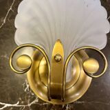 Shell wall light