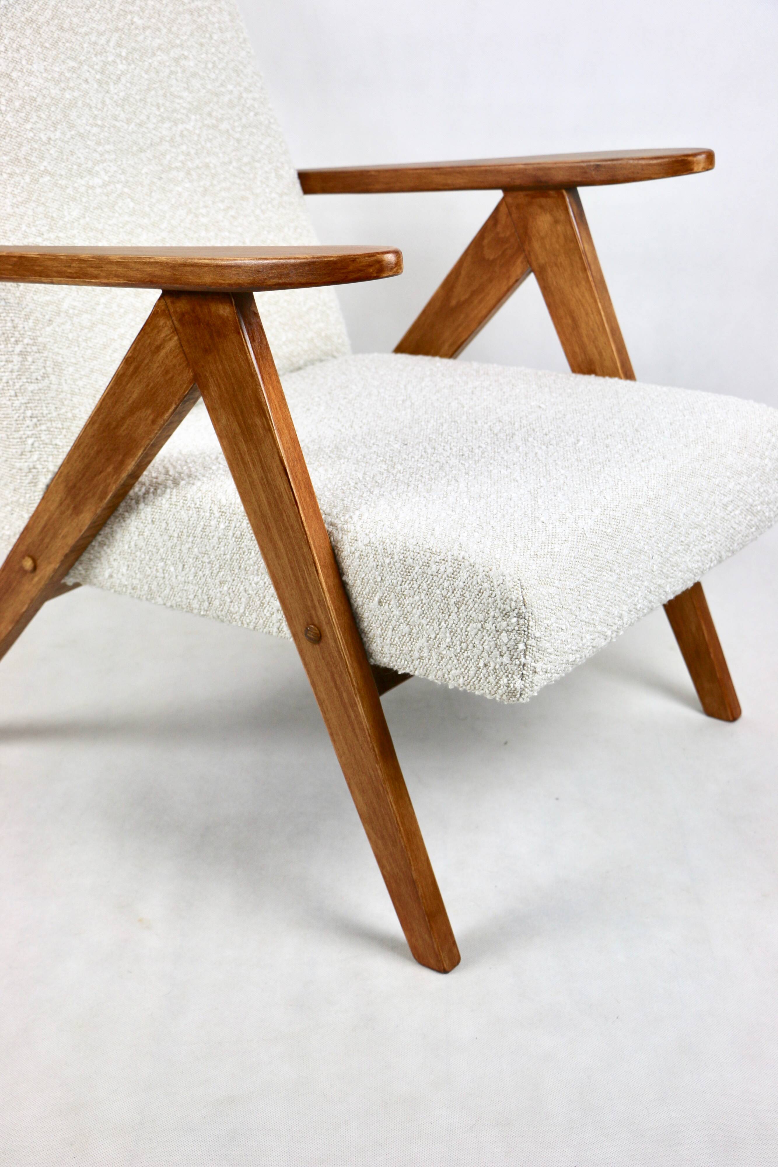 Vintage armchair B-310 VAR white structural boucle 1970s