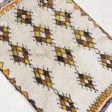 Handmade moroccan berber carpet 137 x 92 cm