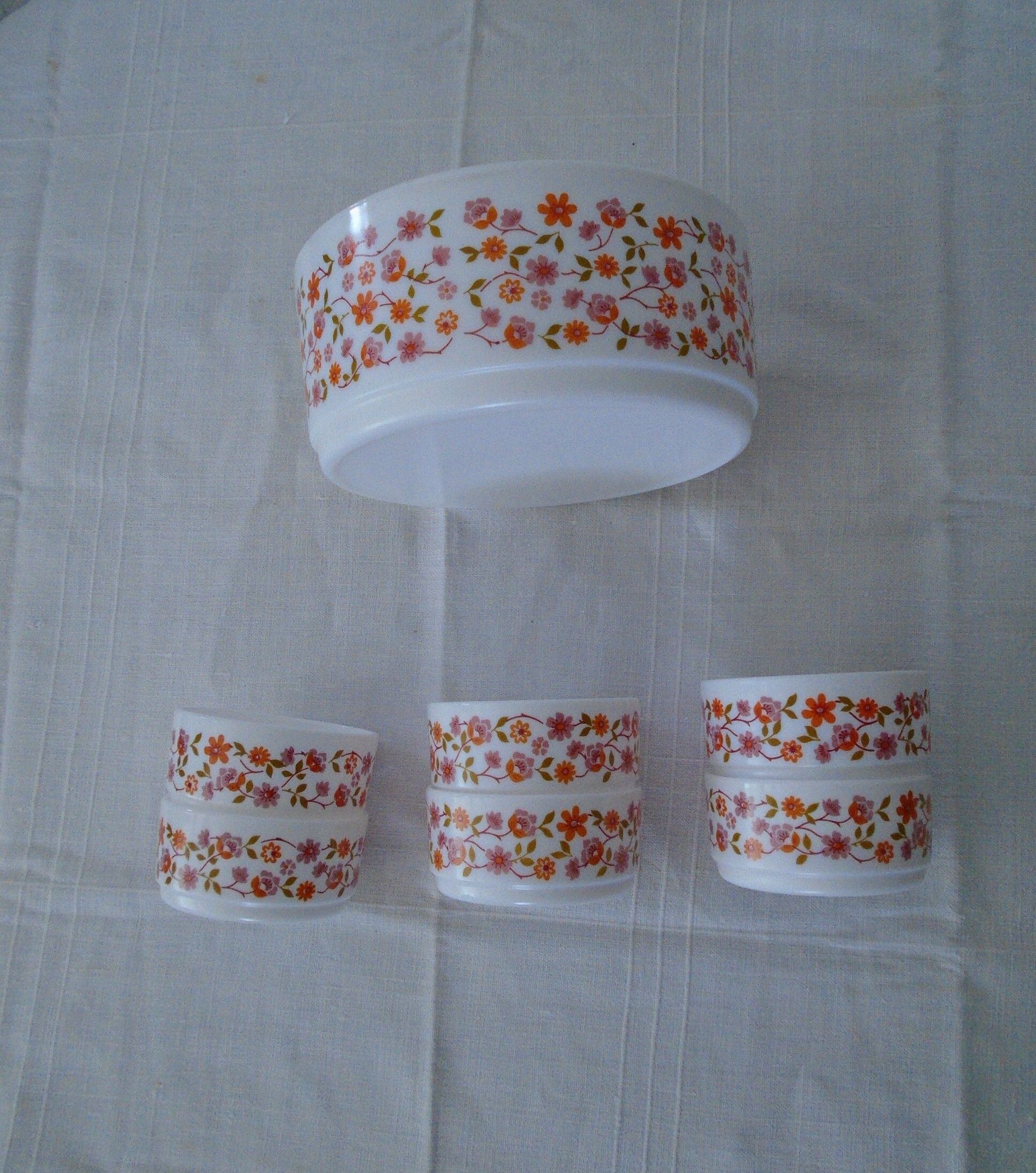 Saladier - t 6 cups scania orange flowers vintage arcopal
