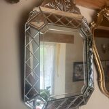 Venetian mirror with pareclose 19th / 20th century Height 80 cm