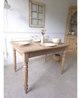 Oak table