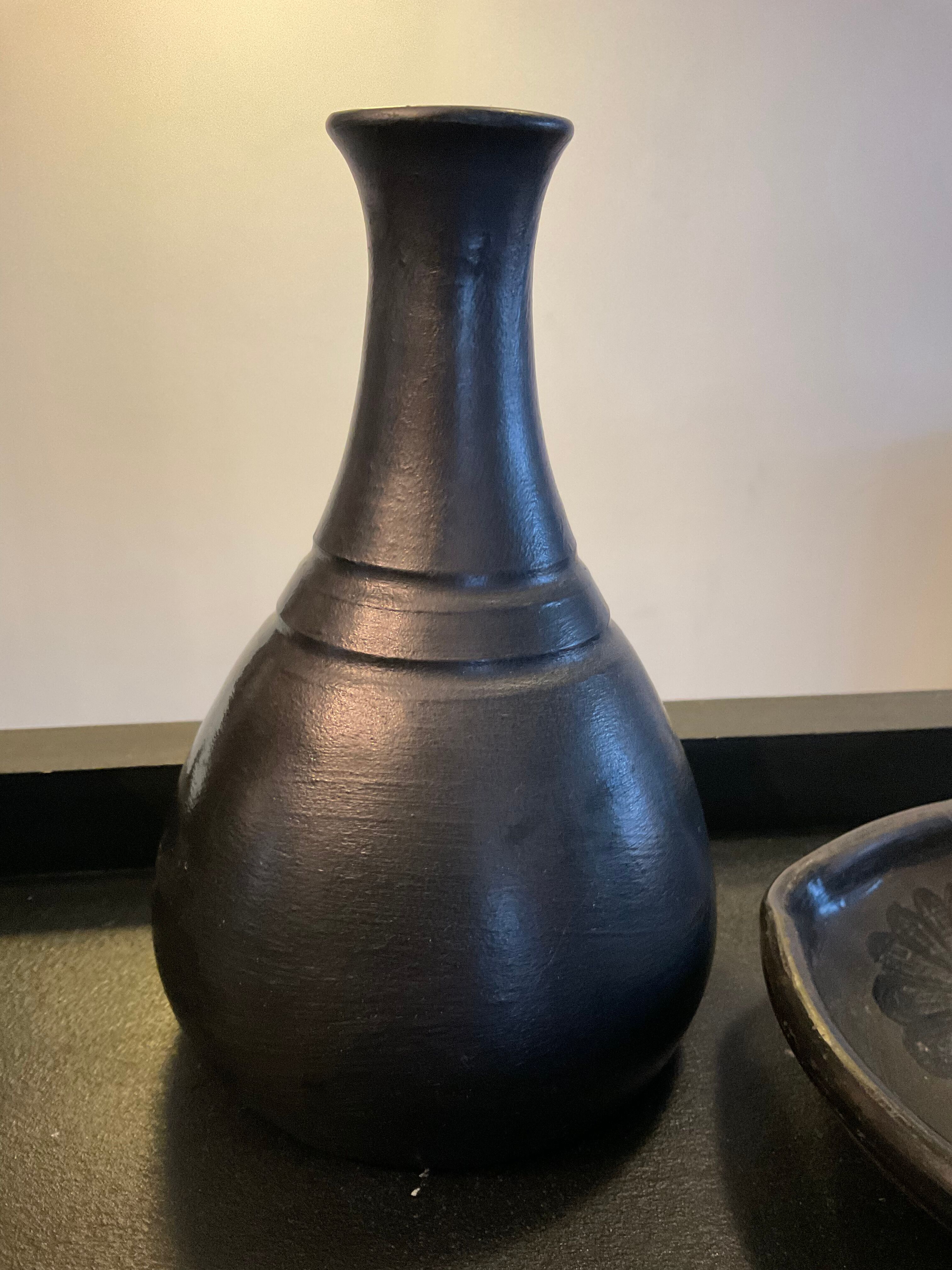 Series of 5 vintage vases