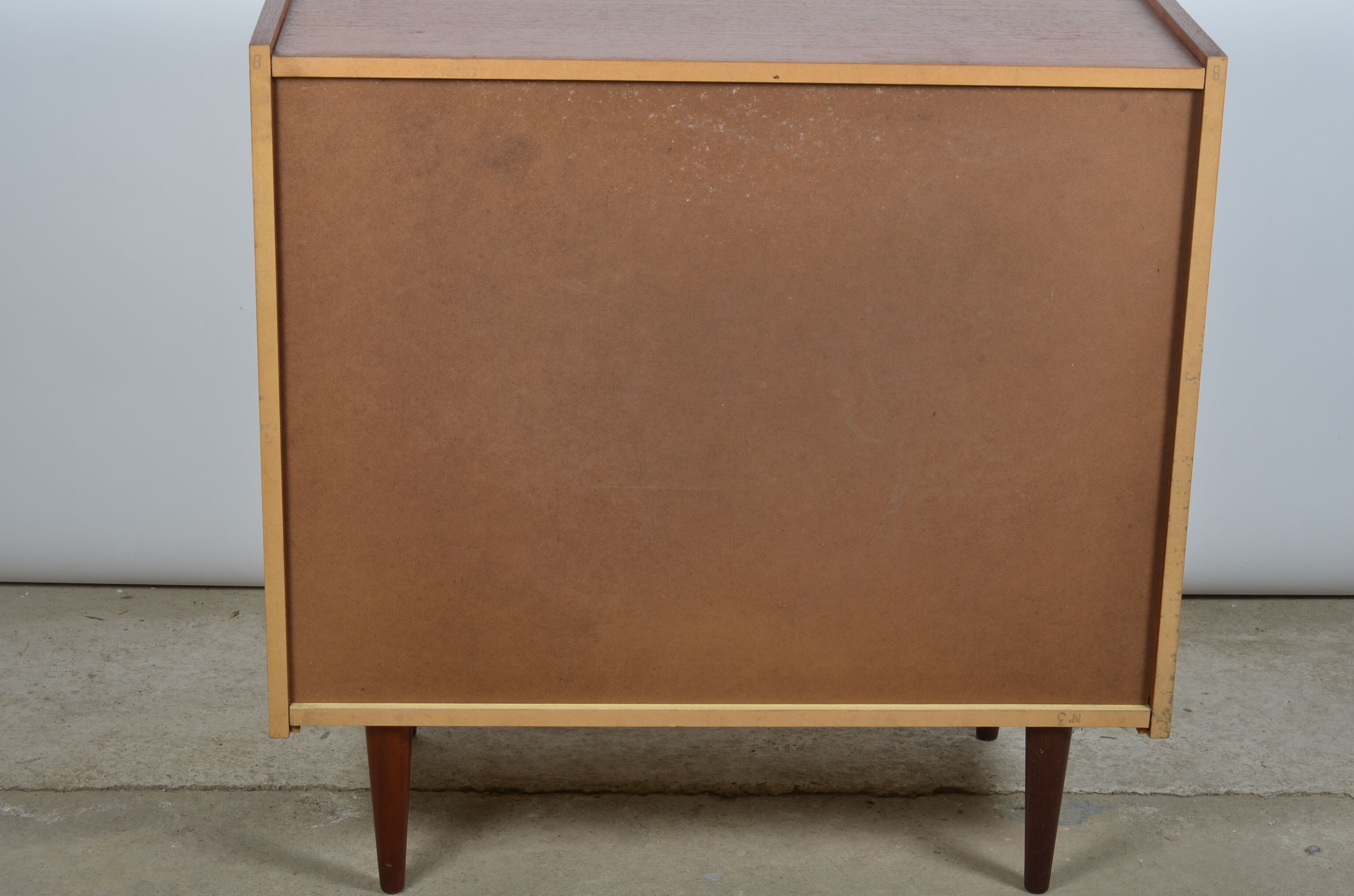 Scandinavian chest of drawers