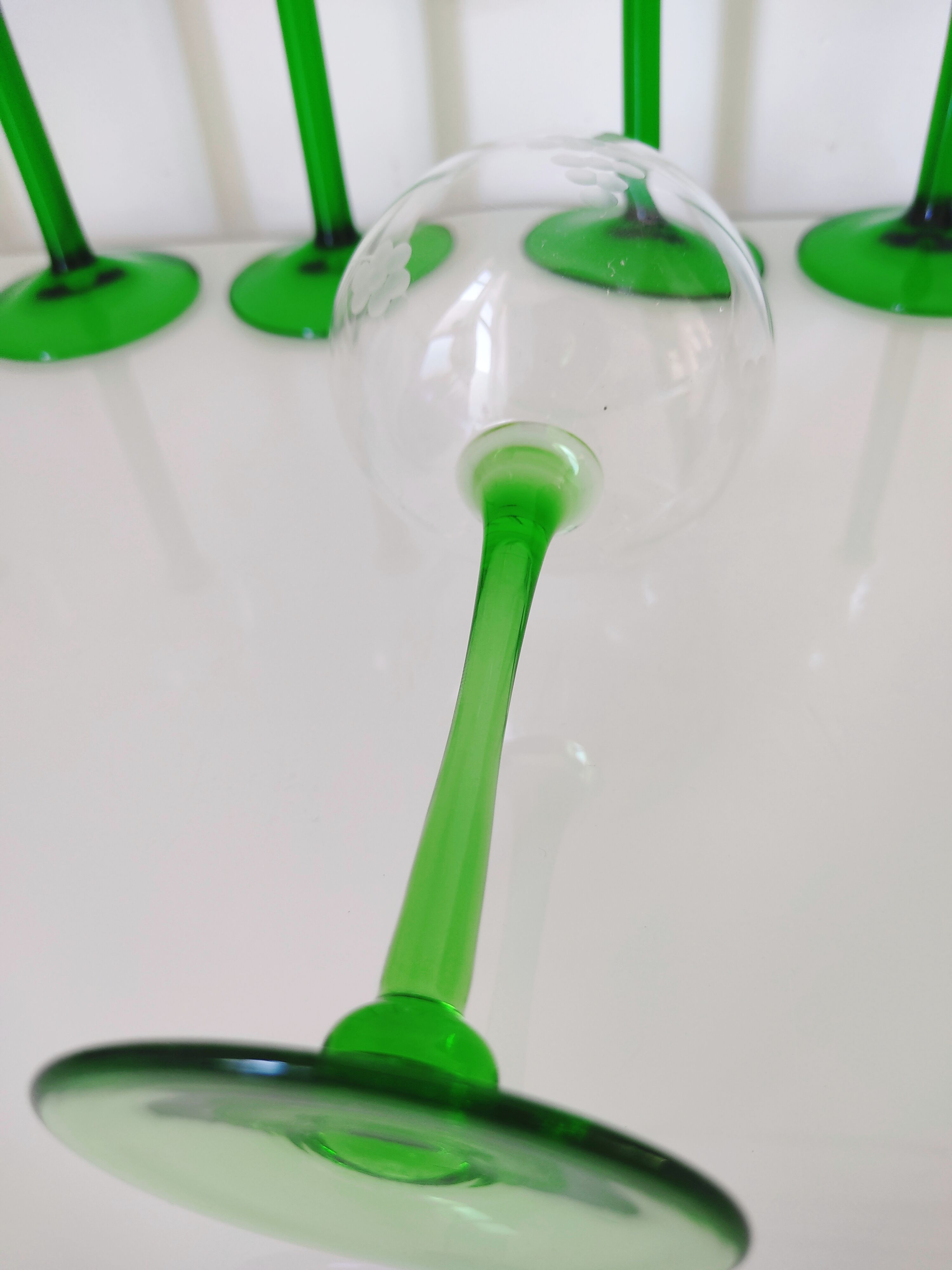 Set of 8 Glasses of La Rochère Crystal Wine and Glass