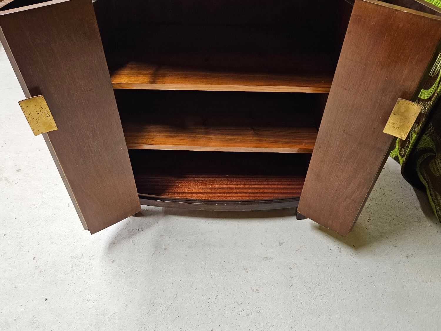 Vintage furniture 2 doors art deco