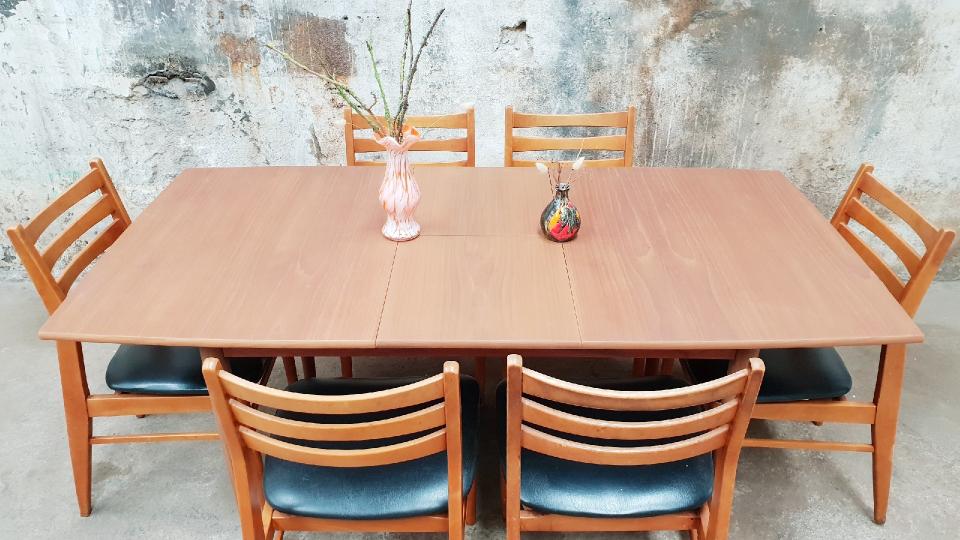 Scandinavian table extansible