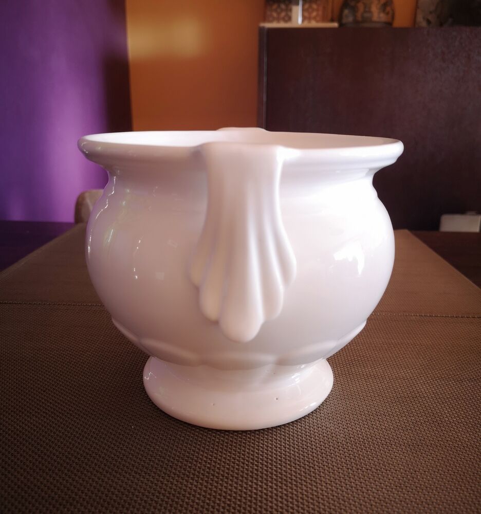 Pot / cover pot in glazed white ceramic - 1950s