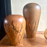 Paire de vases en bois