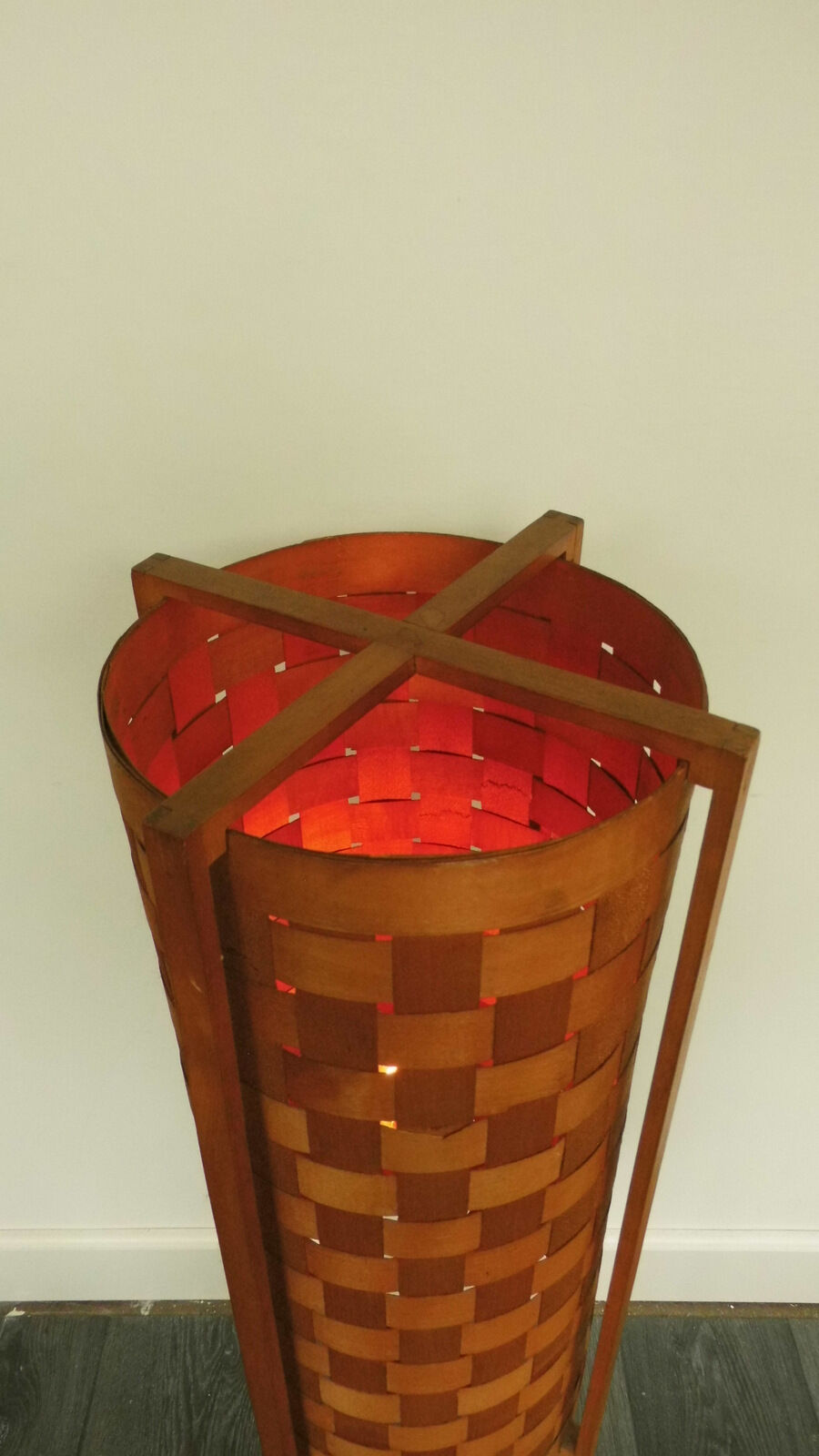 Scandinavian floor lamp